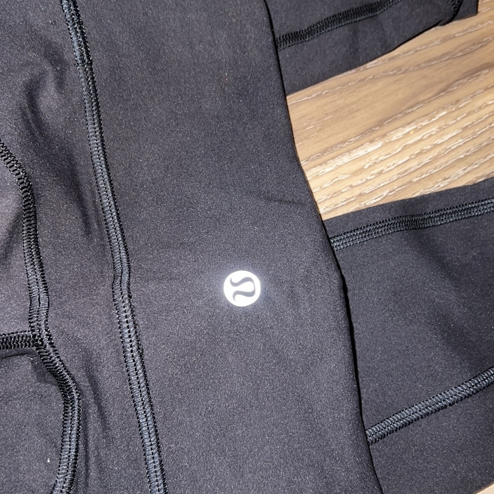 Lululemon Invigorate High-Rise Tight 25” - Picture 8 of 13
